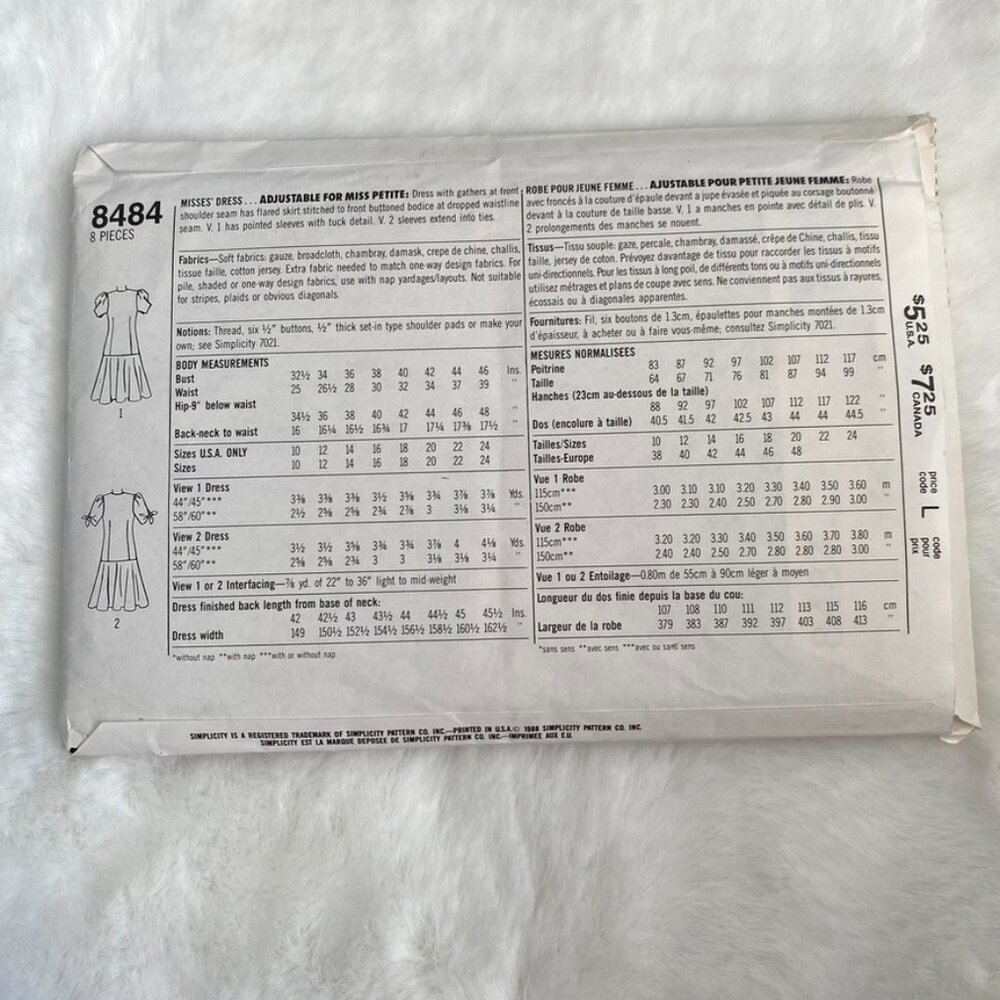 Simplicity Sewing Pattern - Picture 2 of 2
